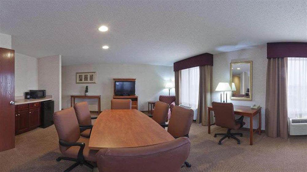 Seasons Inn & Suites Highland Esterno foto