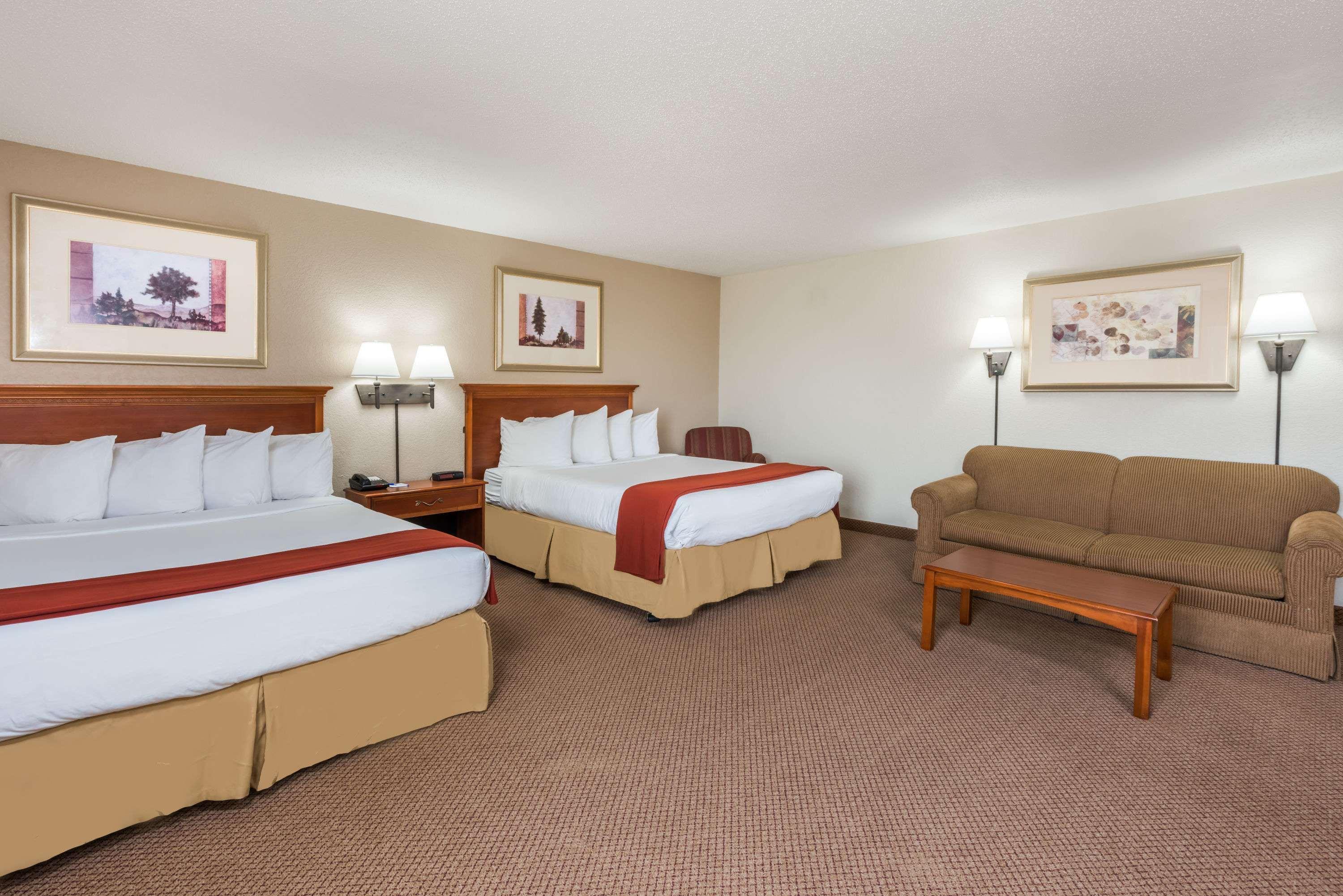 Seasons Inn & Suites Highland Esterno foto
