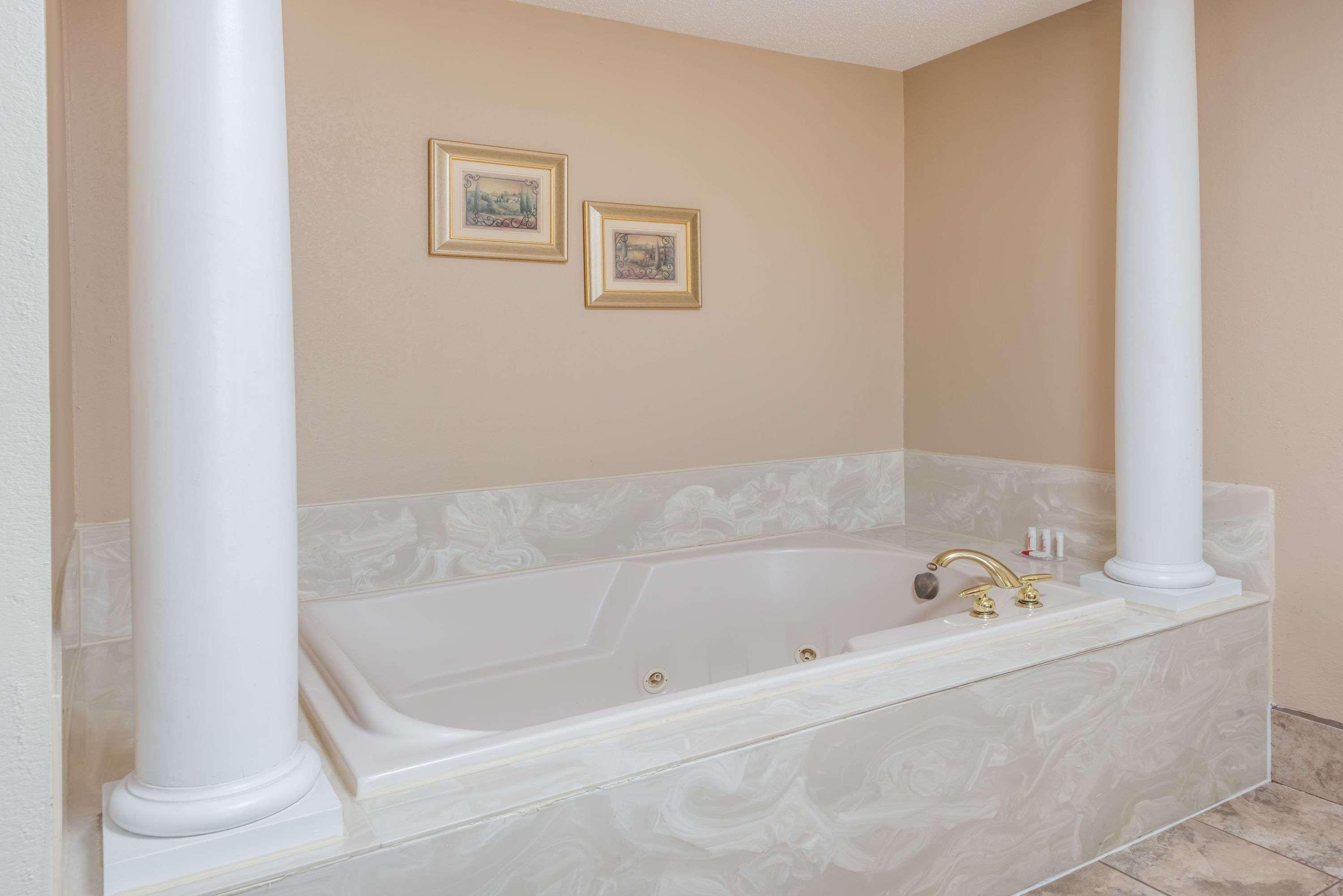 Seasons Inn & Suites Highland Esterno foto