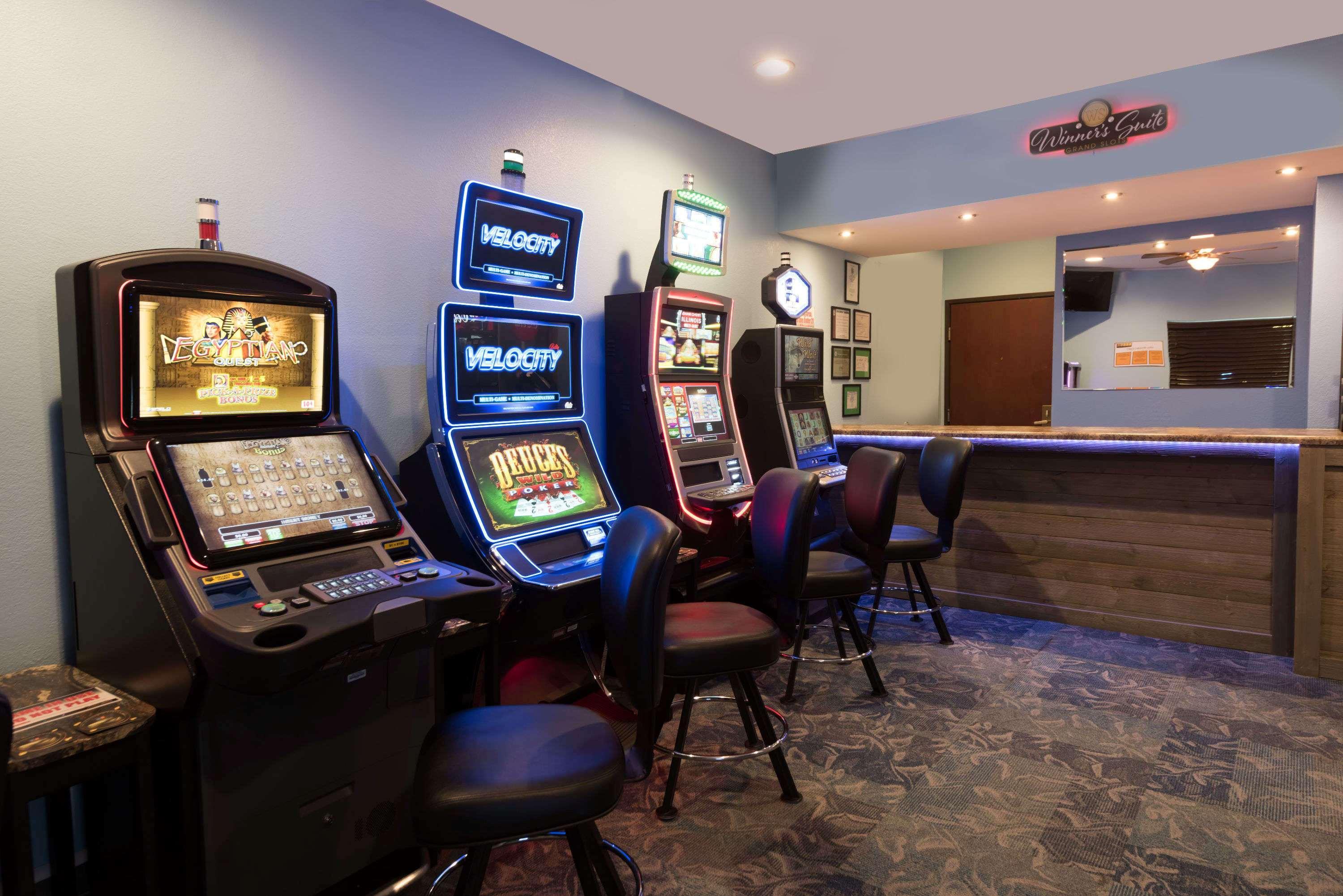 Seasons Inn & Suites Highland Esterno foto