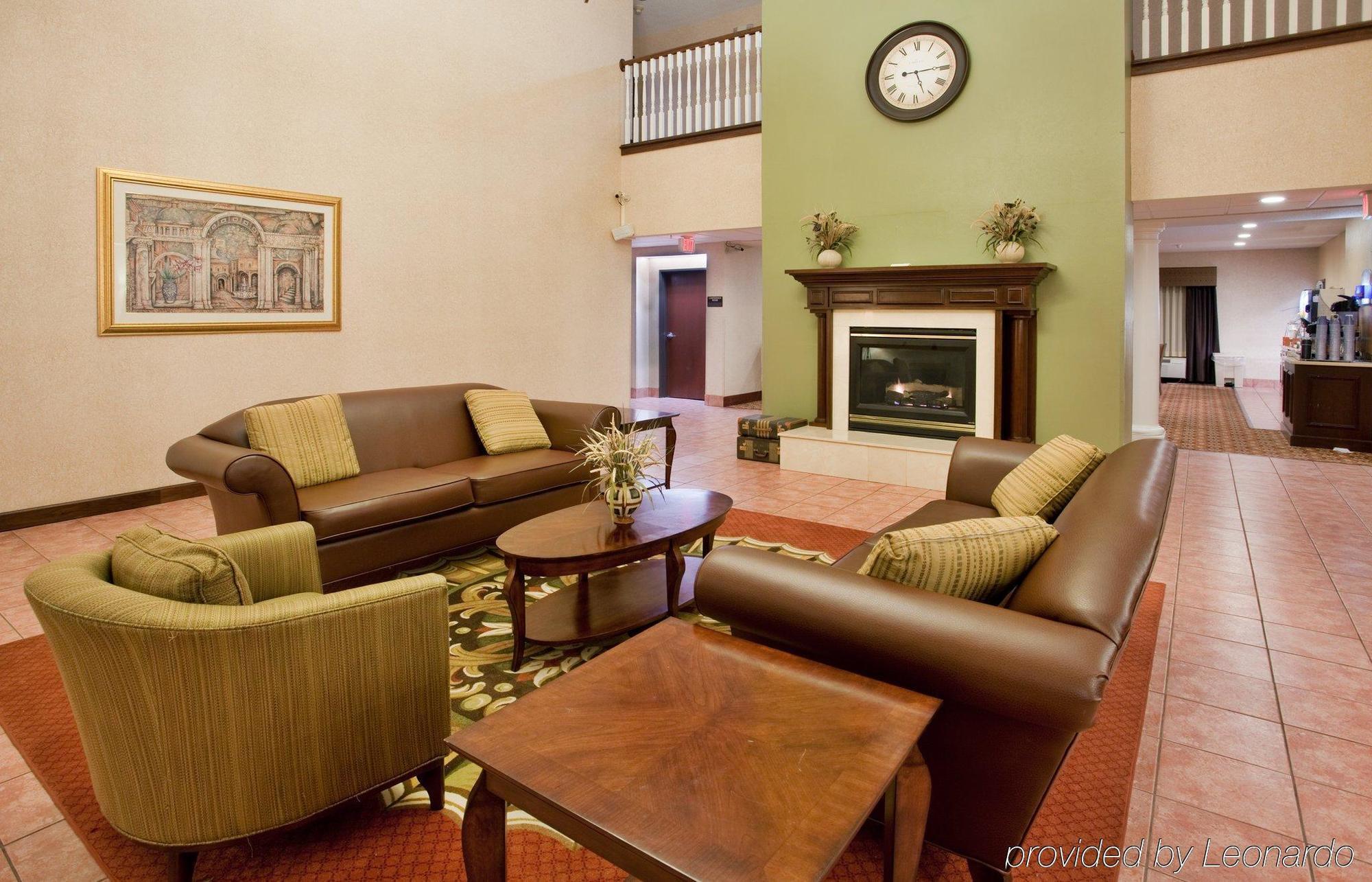 Seasons Inn & Suites Highland Interno foto