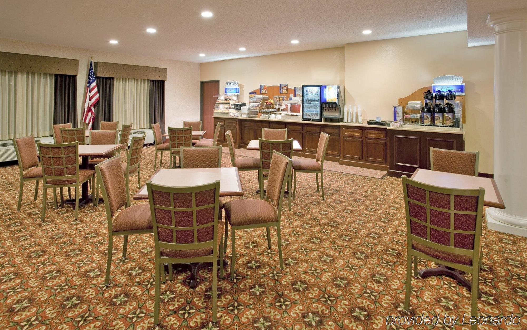 Seasons Inn & Suites Highland Ristorante foto