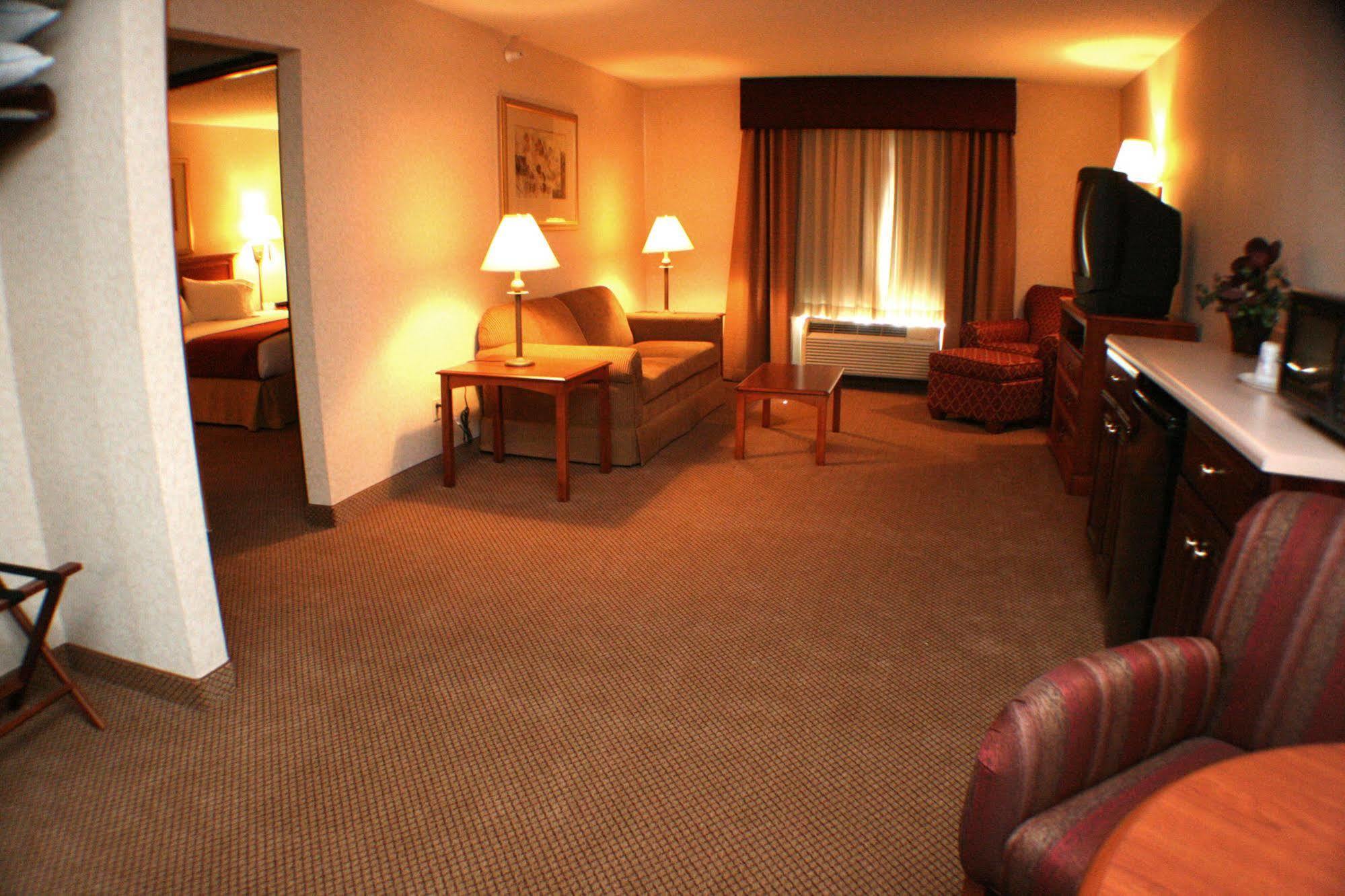 Seasons Inn & Suites Highland Esterno foto