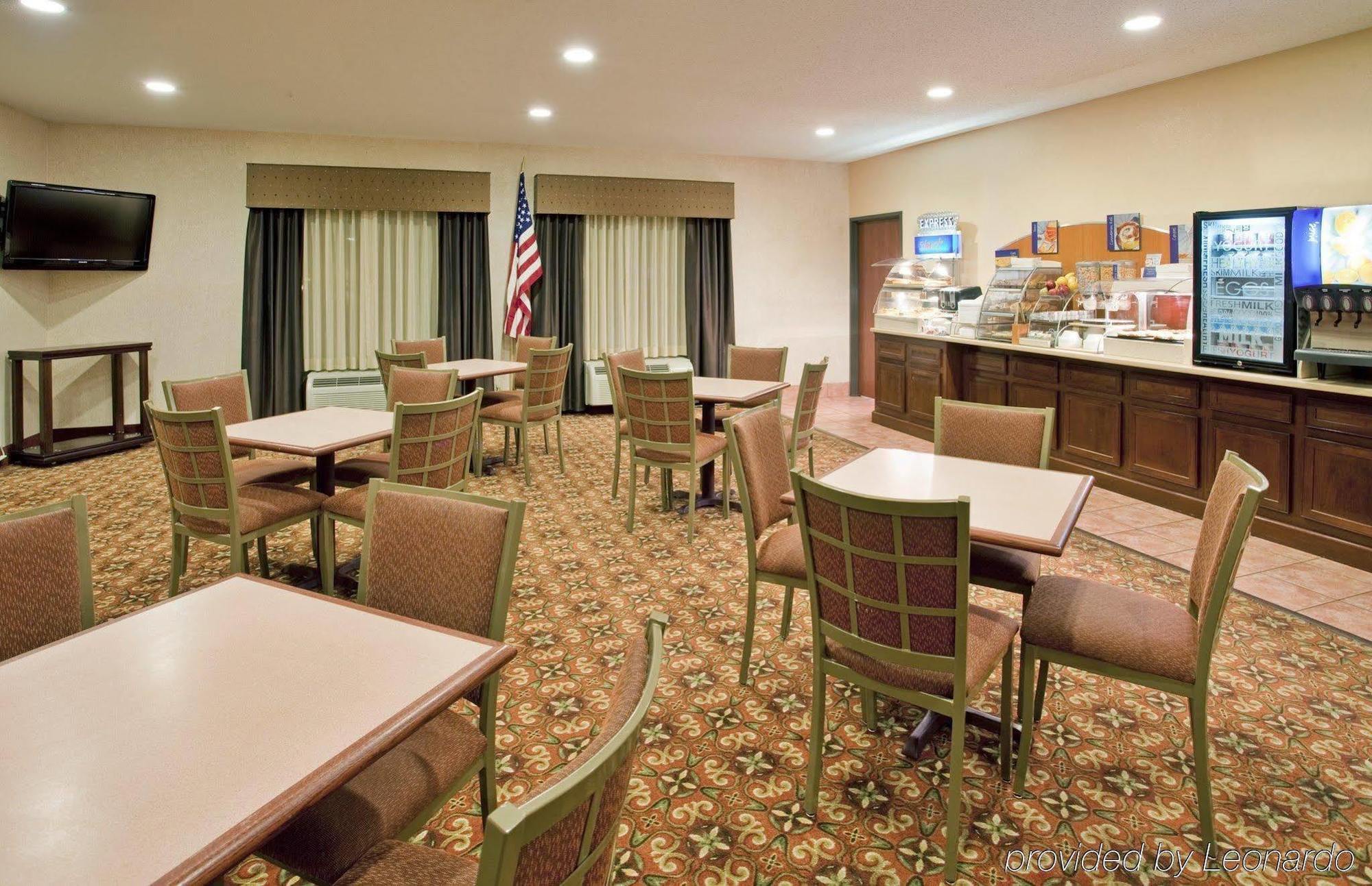Seasons Inn & Suites Highland Ristorante foto
